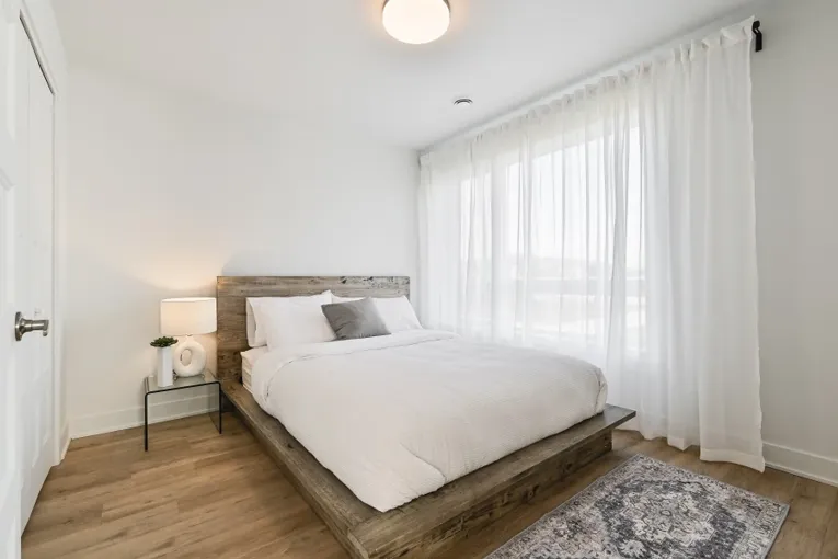 Photo 1 bedroom + Den