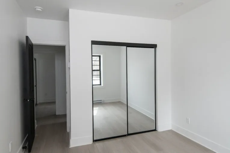 Photo 2 室 + 阳台