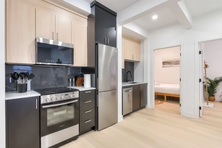 2080 Avenue Lincoln-1